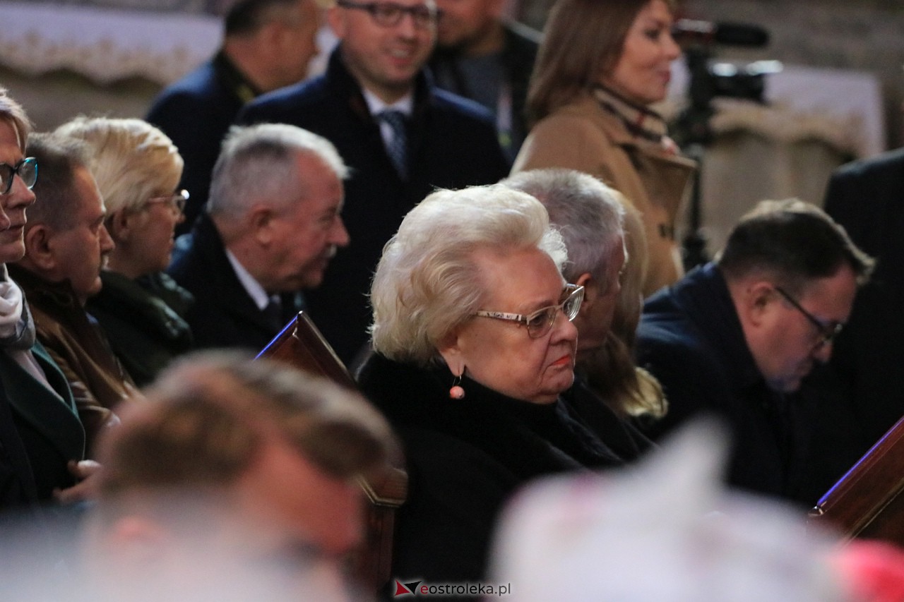 Koncert zespołu Mazowsze w Myszyńcu [28.10.2023] - zdjęcie #83 - eOstroleka.pl