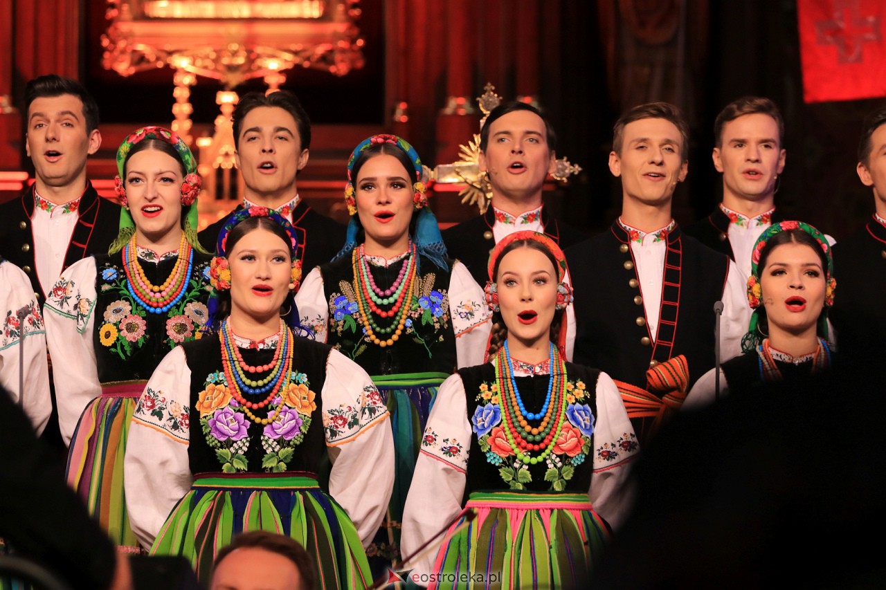 Koncert zespołu Mazowsze w Myszyńcu [28.10.2023] - zdjęcie #56 - eOstroleka.pl