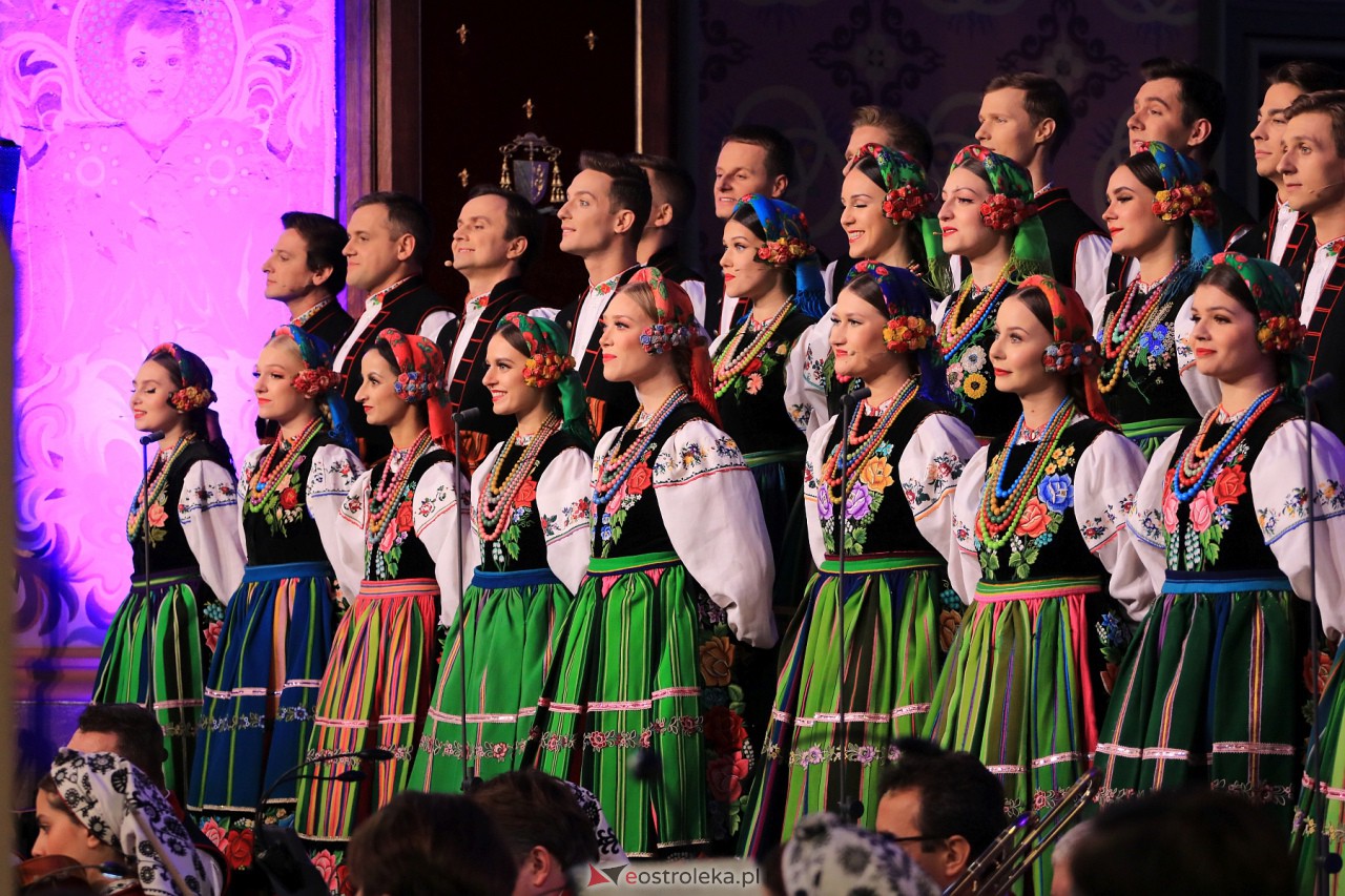 Koncert zespołu Mazowsze w Myszyńcu [28.10.2023] - zdjęcie #51 - eOstroleka.pl