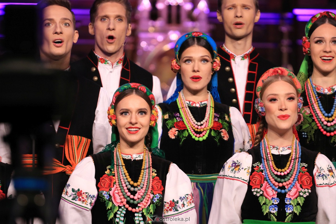 Koncert zespołu Mazowsze w Myszyńcu [28.10.2023] - zdjęcie #43 - eOstroleka.pl