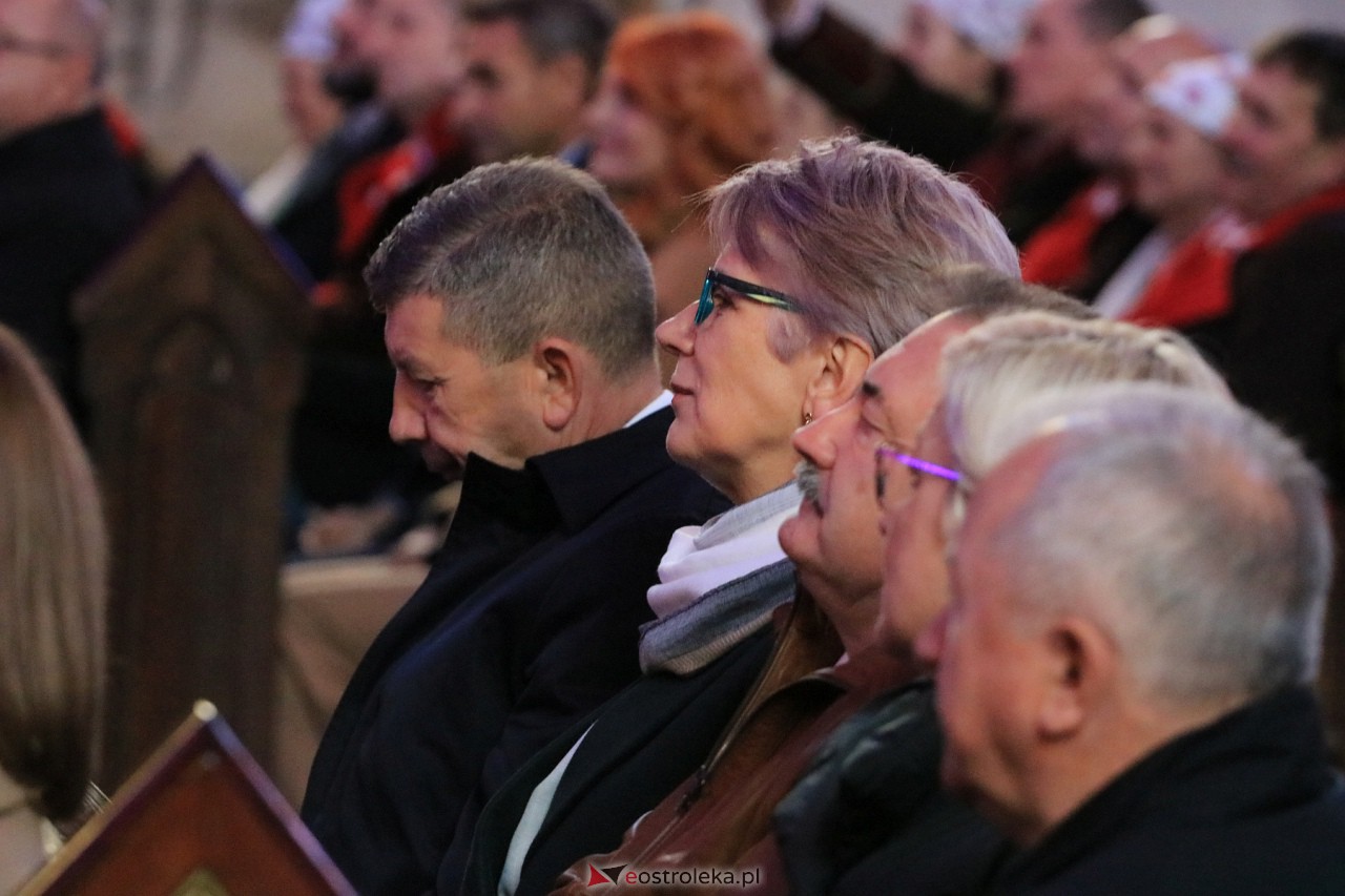 Koncert zespołu Mazowsze w Myszyńcu [28.10.2023] - zdjęcie #35 - eOstroleka.pl