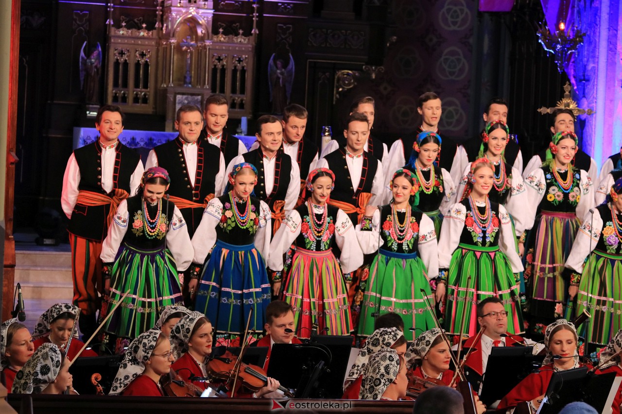 Koncert zespołu Mazowsze w Myszyńcu [28.10.2023] - zdjęcie #30 - eOstroleka.pl