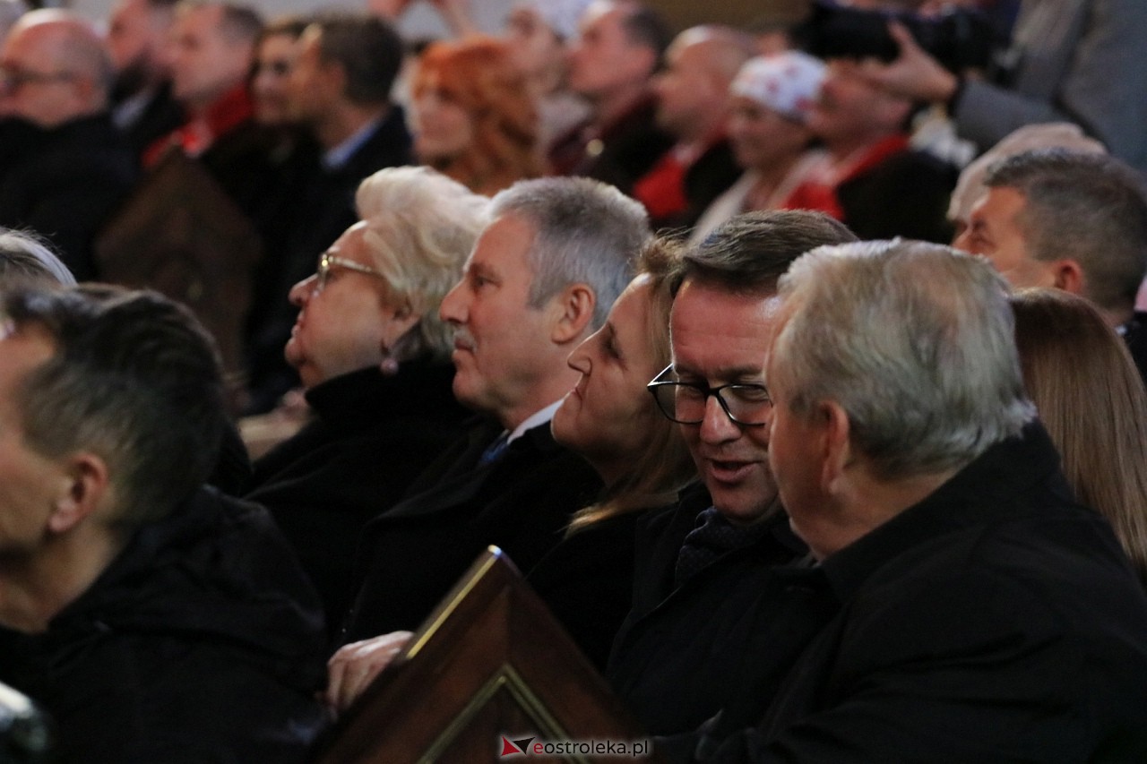 Koncert zespołu Mazowsze w Myszyńcu [28.10.2023] - zdjęcie #21 - eOstroleka.pl