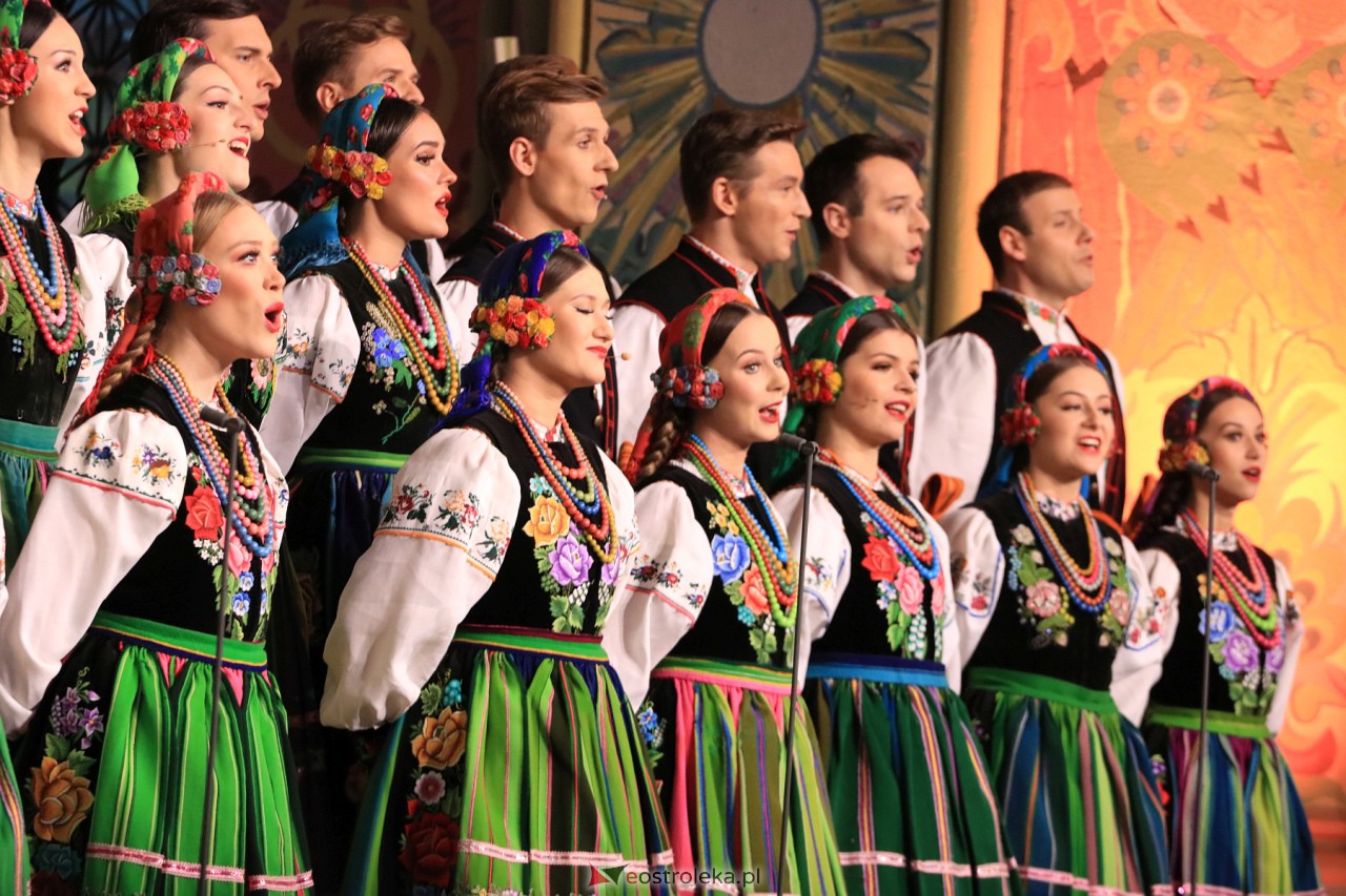 Koncert zespołu Mazowsze w Myszyńcu [28.10.2023] - zdjęcie #17 - eOstroleka.pl