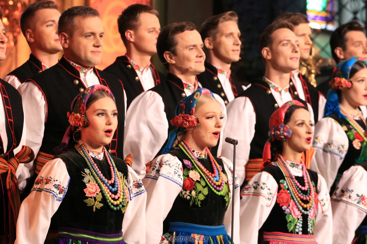 Koncert zespołu Mazowsze w Myszyńcu [28.10.2023] - zdjęcie #13 - eOstroleka.pl