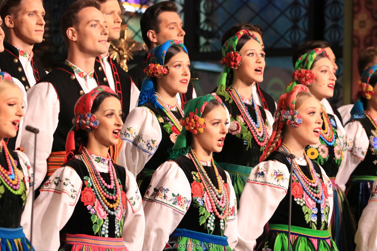 Koncert zespołu Mazowsze w Myszyńcu [28.10.2023] - zdjęcie #7 - eOstroleka.pl