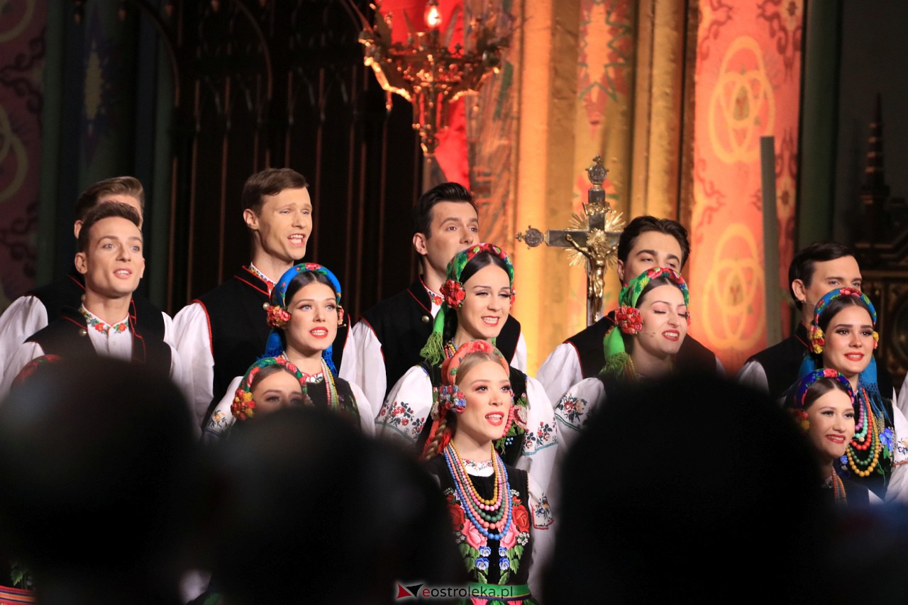 Koncert zespołu Mazowsze w Myszyńcu [28.10.2023] - zdjęcie #5 - eOstroleka.pl