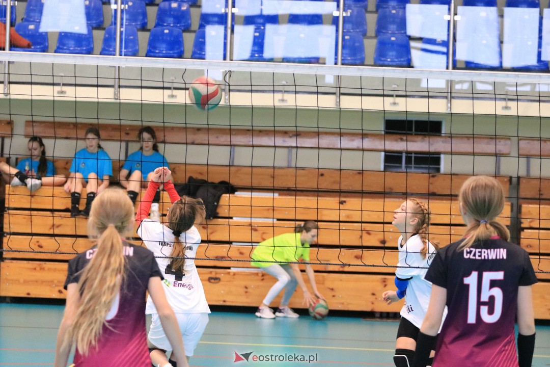 Jesienny turniej dwójek OTPS Nike [28.10.2023] - zdjęcie #14 - eOstroleka.pl