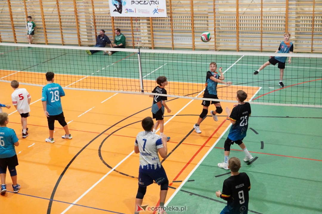 UKS Olimp - Siatkarskie Trójki 2023 [28.10.2023] - zdjęcie #185 - eOstroleka.pl