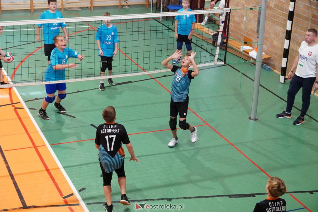 UKS Olimp - Siatkarskie Trójki 2023 [28.10.2023] - zdjęcie #156 - eOstroleka.pl