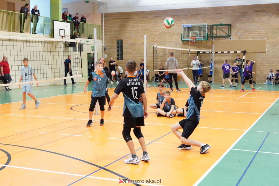 UKS Olimp - Siatkarskie Trójki 2023 [28.10.2023] - zdjęcie #145 - eOstroleka.pl