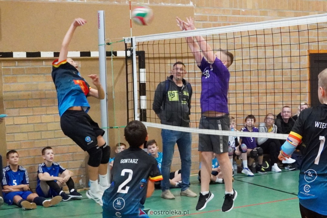UKS Olimp - Siatkarskie Trójki 2023 [28.10.2023] - zdjęcie #133 - eOstroleka.pl
