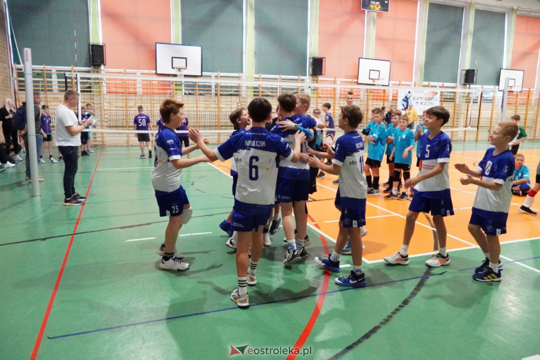 UKS Olimp - Siatkarskie Trójki 2023 [28.10.2023] - zdjęcie #107 - eOstroleka.pl
