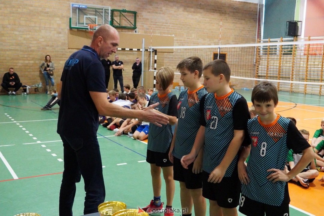 UKS Olimp - Siatkarskie Trójki 2023 [28.10.2023] - zdjęcie #50 - eOstroleka.pl