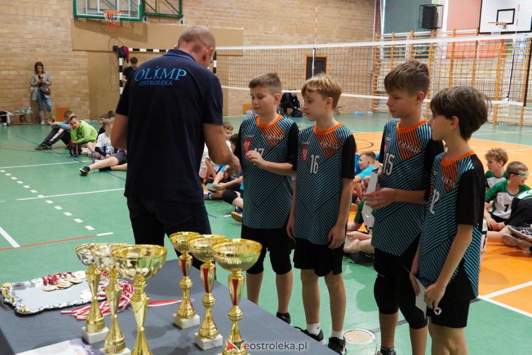 UKS Olimp - Siatkarskie Trójki 2023 [28.10.2023] - zdjęcie #19 - eOstroleka.pl