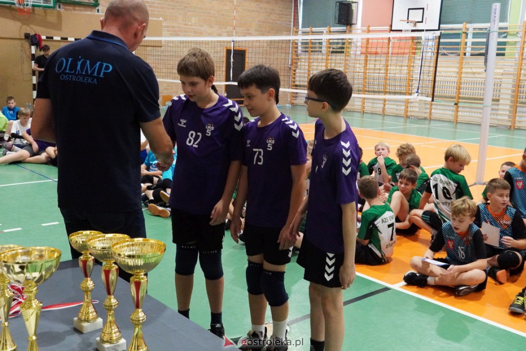 UKS Olimp - Siatkarskie Trójki 2023 [28.10.2023] - zdjęcie #17 - eOstroleka.pl