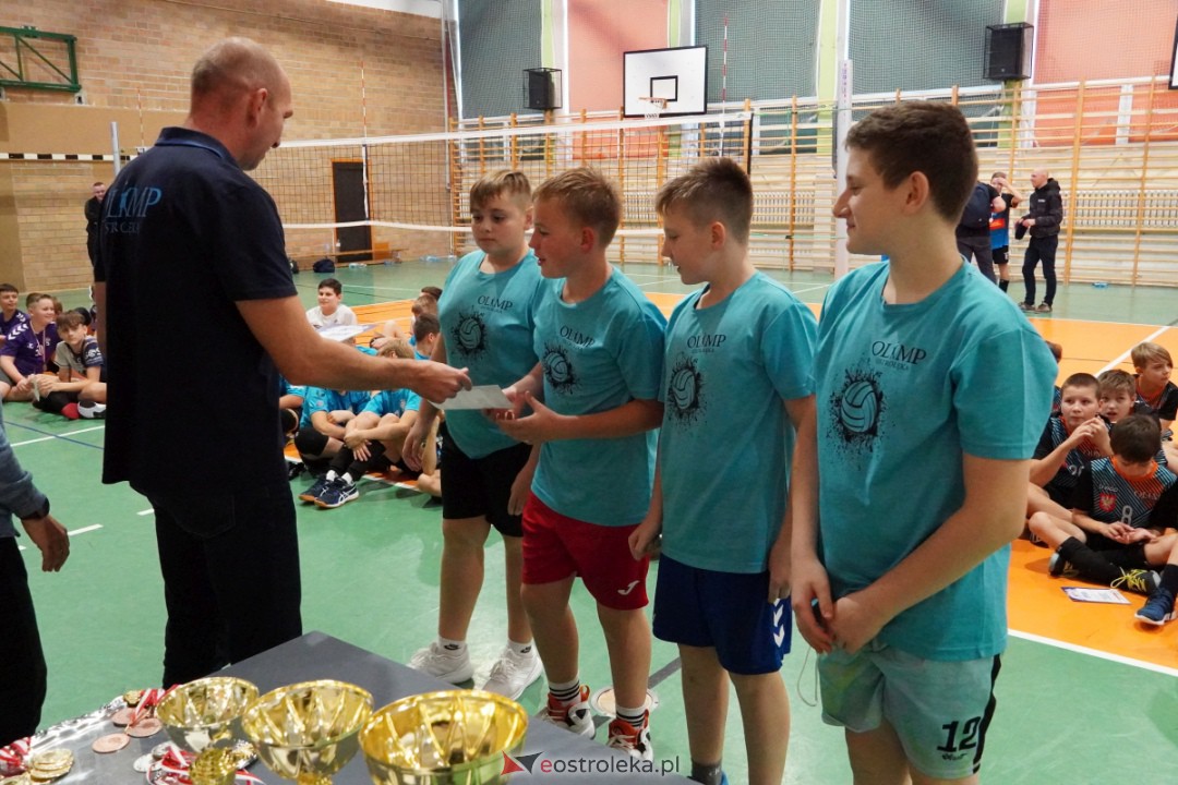 UKS Olimp - Siatkarskie Trójki 2023 [28.10.2023] - zdjęcie #97 - eOstroleka.pl
