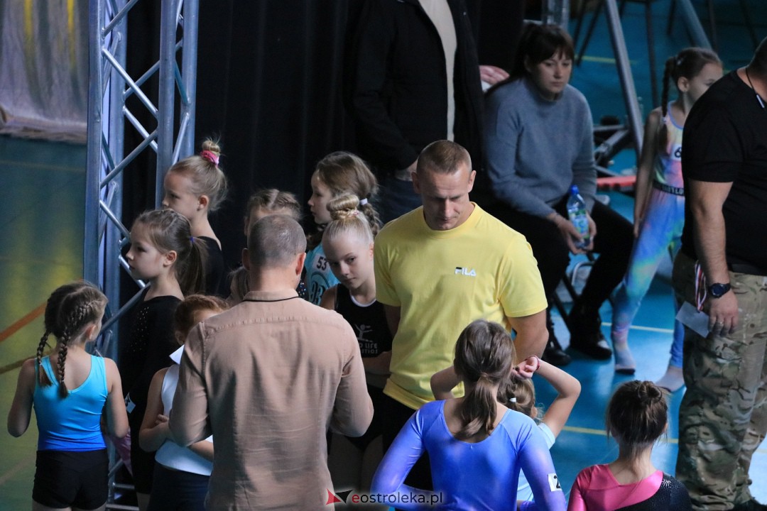 Zawody gimnastyczne Bee Hero w Ostrołęce [29.10.2023] - zdjęcie #68 - eOstroleka.pl