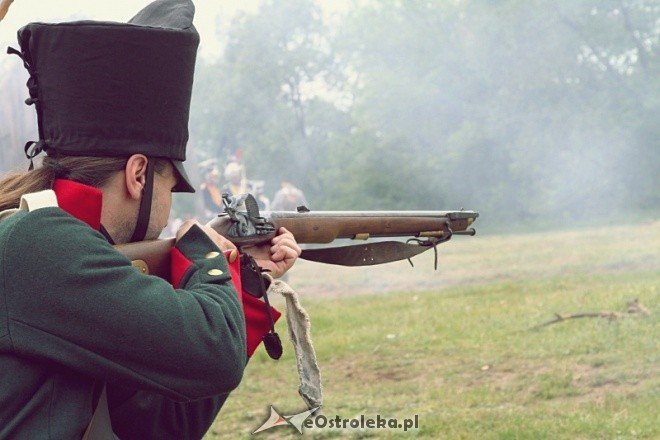inscenizacja historyczna na błoniach nad Narwią 29.05.2011 - zdjęcie #7 - eOstroleka.pl