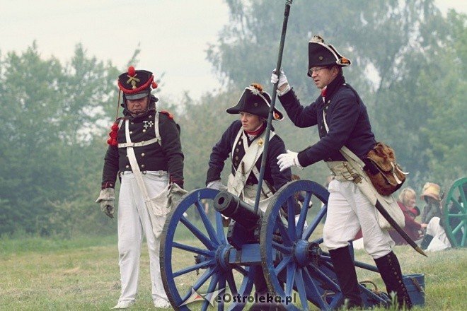 inscenizacja historyczna na błoniach nad Narwią 29.05.2011 - zdjęcie #12 - eOstroleka.pl