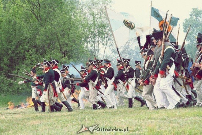 inscenizacja historyczna na błoniach nad Narwią 29.05.2011 - zdjęcie #9 - eOstroleka.pl