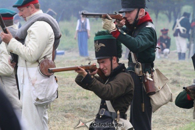 inscenizacja historyczna na błoniach nad Narwią 29.05.2011 - zdjęcie #81 - eOstroleka.pl