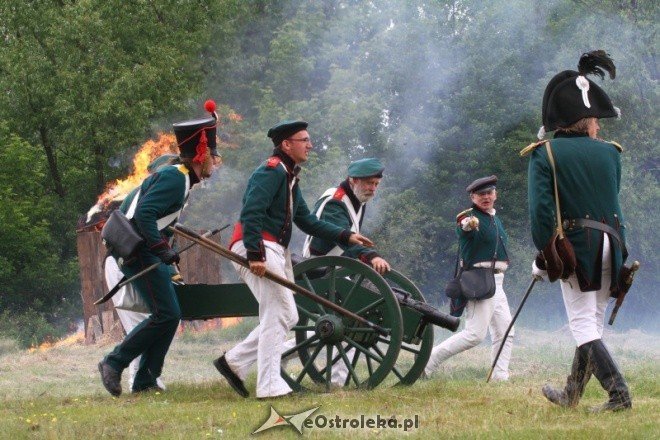 inscenizacja historyczna na błoniach nad Narwią 29.05.2011 - zdjęcie #76 - eOstroleka.pl