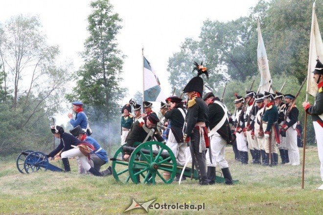 inscenizacja historyczna na błoniach nad Narwią 29.05.2011 - zdjęcie #41 - eOstroleka.pl