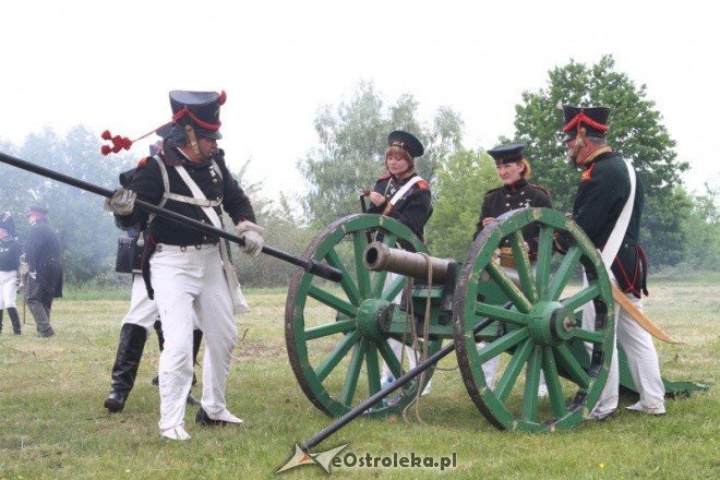 inscenizacja historyczna na błoniach nad Narwią 29.05.2011 - zdjęcie #39 - eOstroleka.pl