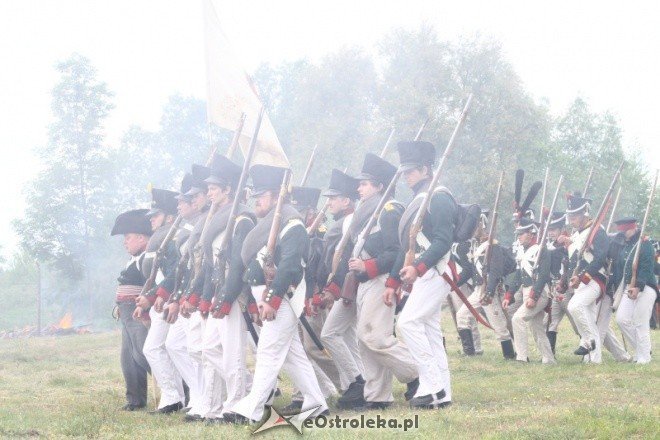 inscenizacja historyczna na błoniach nad Narwią 29.05.2011 - zdjęcie #35 - eOstroleka.pl