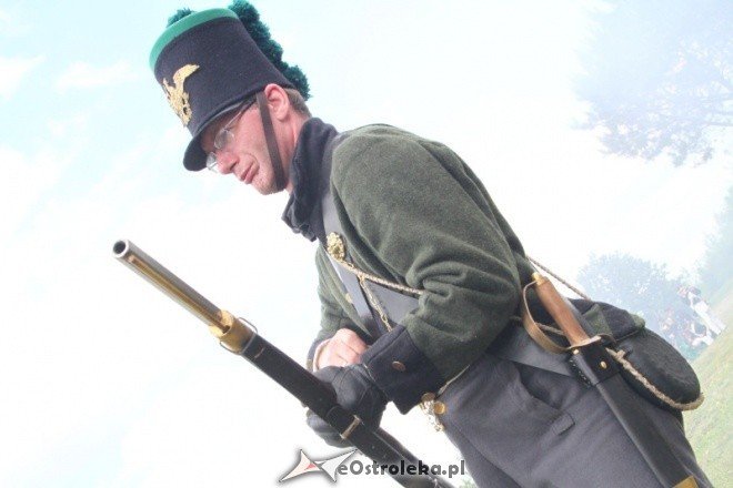 inscenizacja historyczna na błoniach nad Narwią 29.05.2011 - zdjęcie #34 - eOstroleka.pl