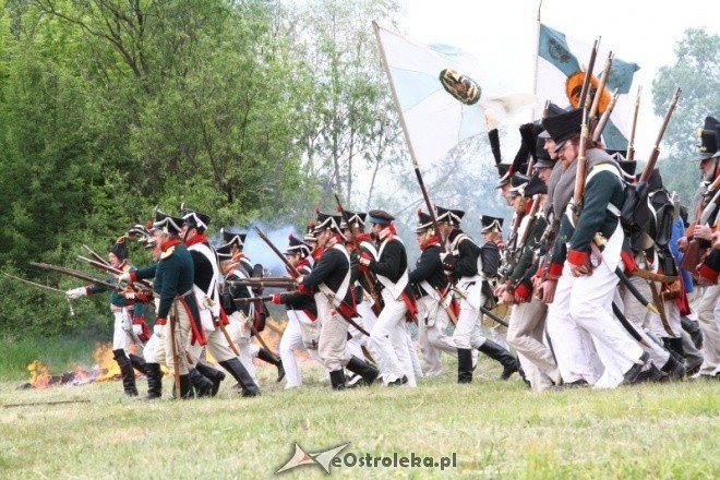 inscenizacja historyczna na błoniach nad Narwią 29.05.2011 - zdjęcie #28 - eOstroleka.pl