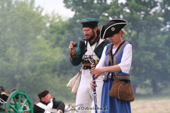 inscenizacja historyczna na błoniach nad Narwią 29.05.2011 - zdjęcie #24 - eOstroleka.pl