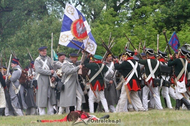 inscenizacja historyczna na błoniach nad Narwią 29.05.2011 - zdjęcie #23 - eOstroleka.pl