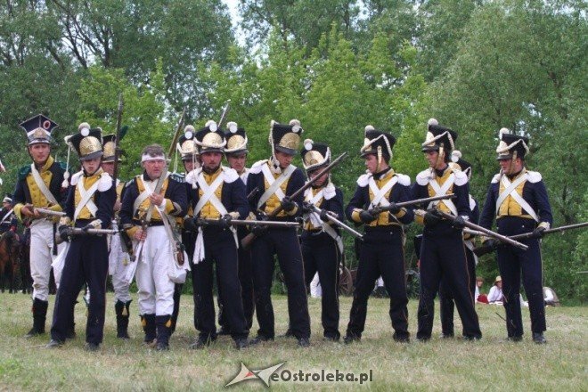 inscenizacja historyczna na błoniach nad Narwią 29.05.2011 - zdjęcie #22 - eOstroleka.pl