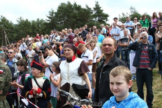 inscenizacja historyczna na błoniach nad Narwią 29.05.2011 - zdjęcie #19 - eOstroleka.pl