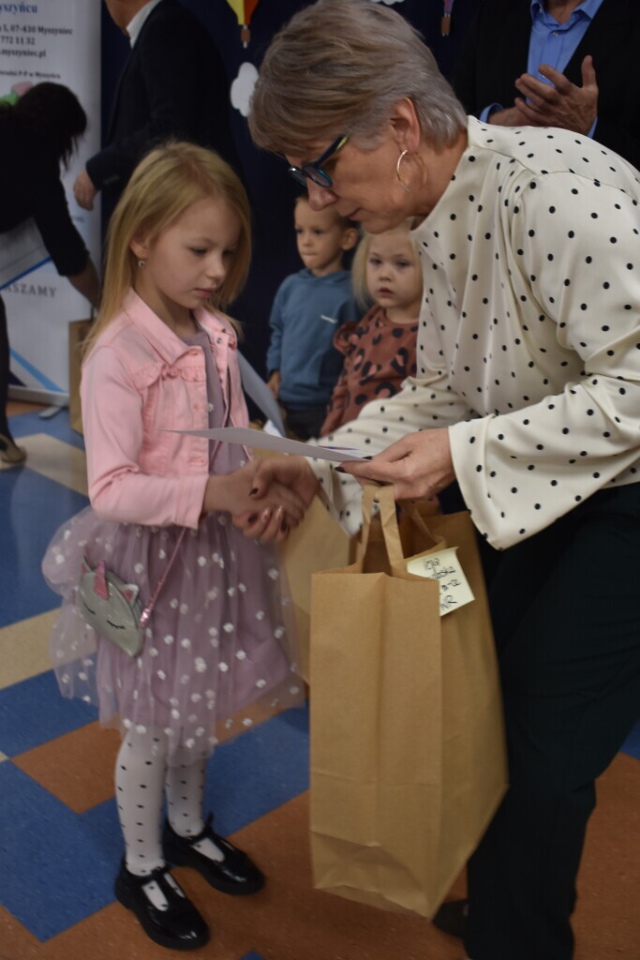 Moje wspomnienia z wakacji - konkurs w Myszyńcu [30.10.2023] - zdjęcie #38 - eOstroleka.pl