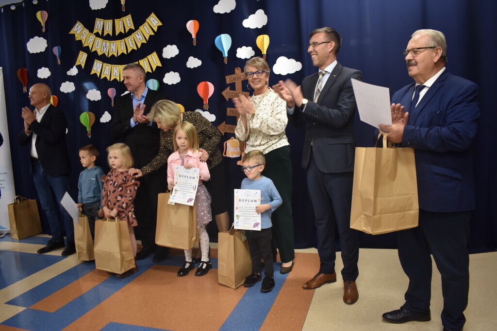 Moje wspomnienia z wakacji - konkurs w Myszyńcu [30.10.2023] - zdjęcie #36 - eOstroleka.pl