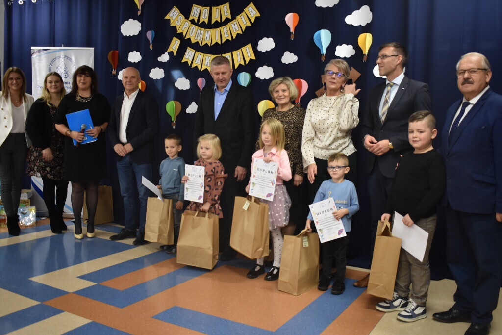 Moje wspomnienia z wakacji - konkurs w Myszyńcu [30.10.2023] - zdjęcie #34 - eOstroleka.pl