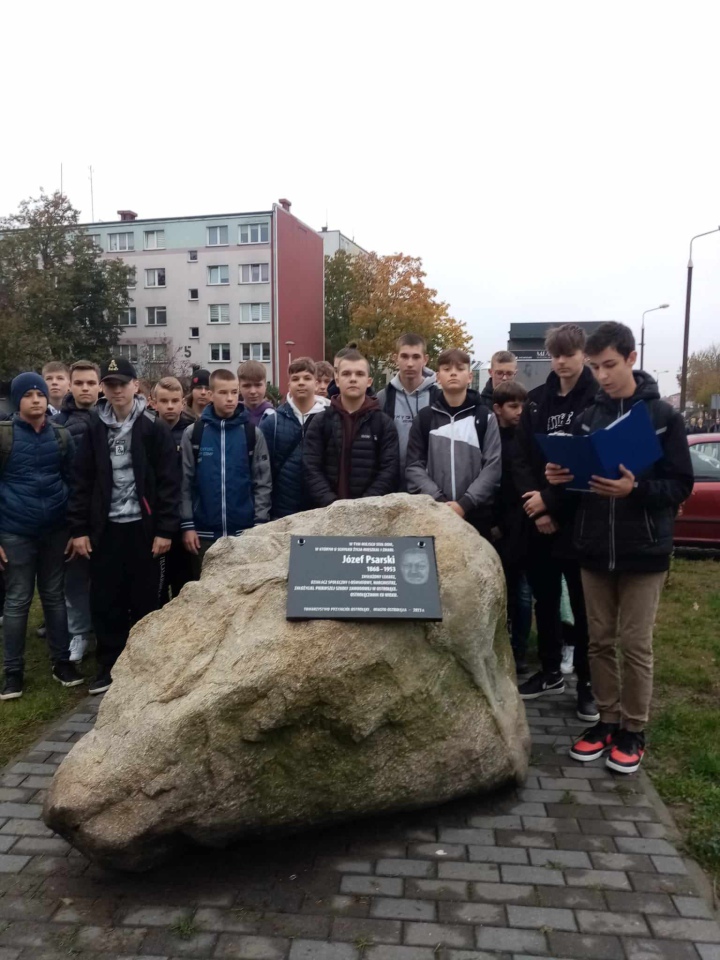 Społeczność ZSZ 1 pamięta - zdjęcie #2 - eOstroleka.pl