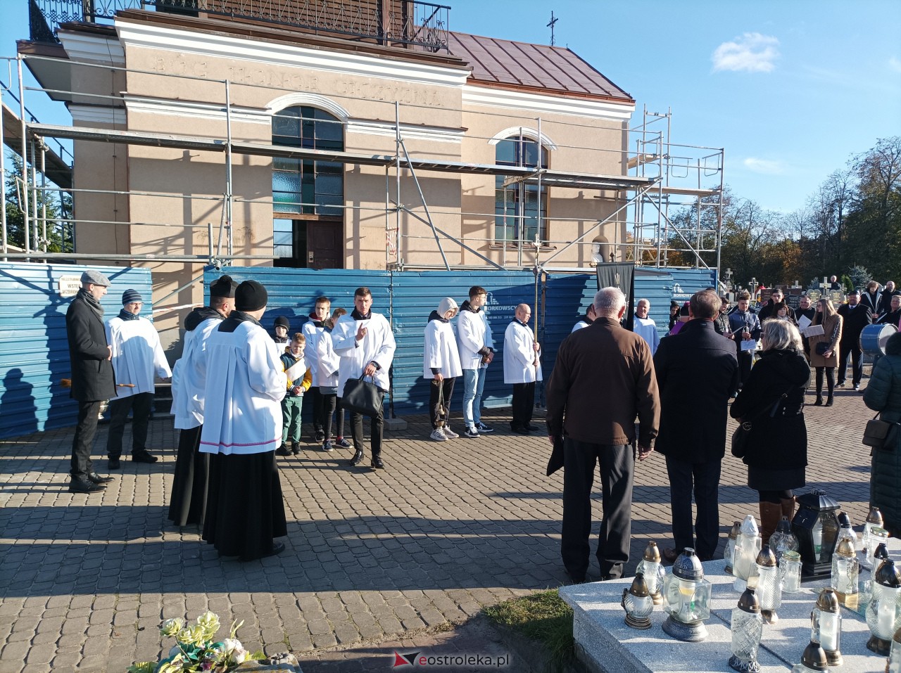 Wszystkich Świętych 2023: Uroczystości w Ostrołęce i Kadzidle [1.11.2023] - zdjęcie #16 - eOstroleka.pl
