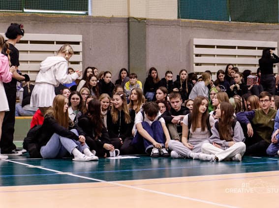 Otrzęsiny klas pierwszych w III LO - zdjęcie #36 - eOstroleka.pl