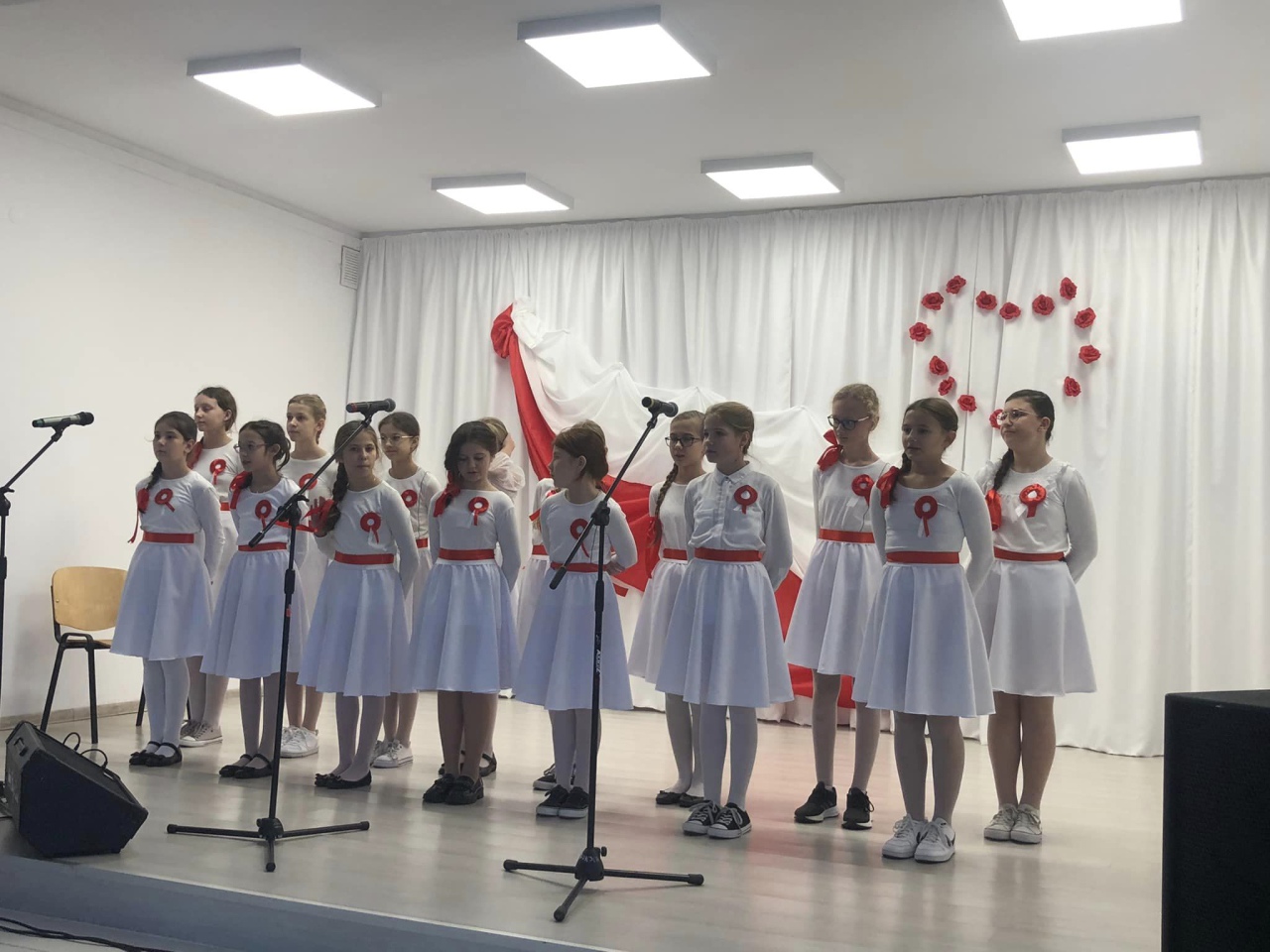 XV Przegląd Pieśni Patriotycznej i Wojskowej - zdjęcie #40 - eOstroleka.pl