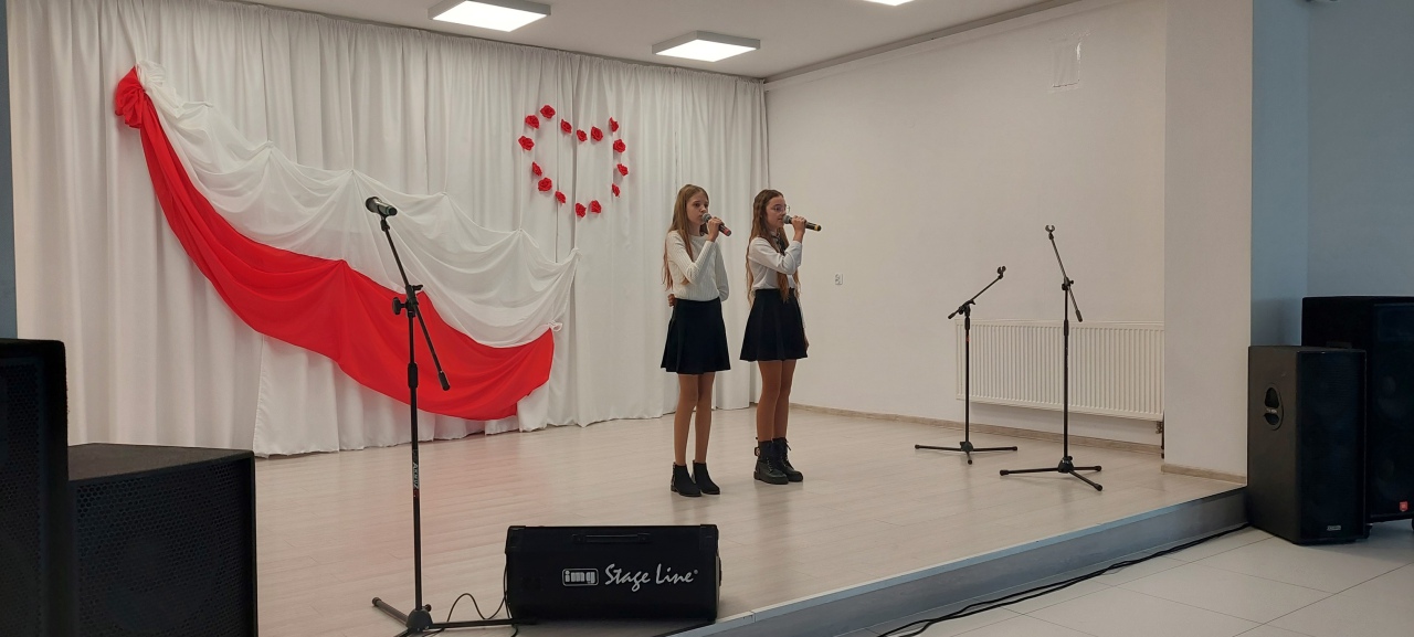 XV Przegląd Pieśni Patriotycznej i Wojskowej - zdjęcie #12 - eOstroleka.pl