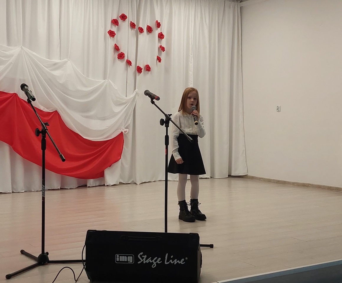 XV Przegląd Pieśni Patriotycznej i Wojskowej - zdjęcie #7 - eOstroleka.pl