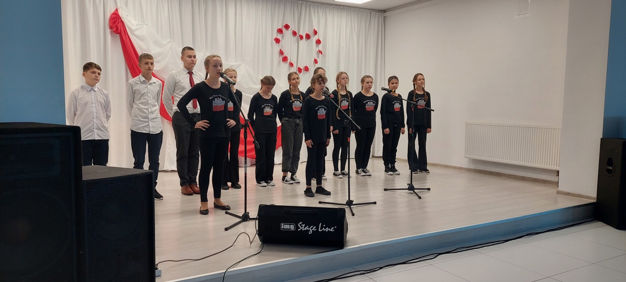 XV Przegląd Pieśni Patriotycznej i Wojskowej - zdjęcie #3 - eOstroleka.pl