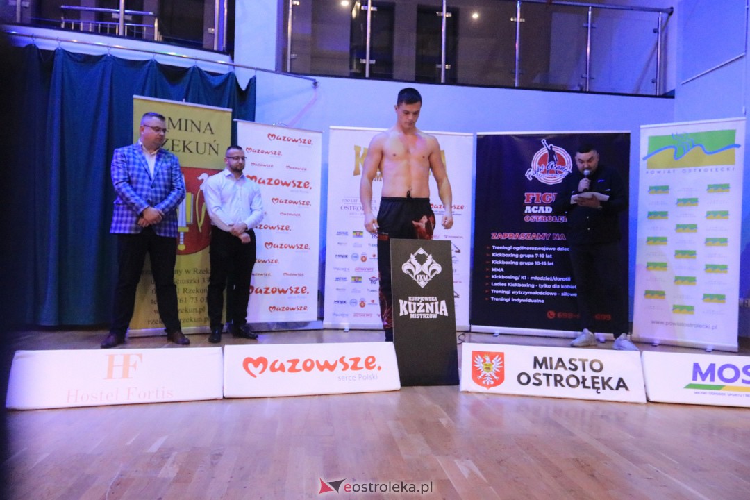 Ważenie przed Kurpiowską Kuźnią Mistrzów [3.11.2023] - zdjęcie #11 - eOstroleka.pl