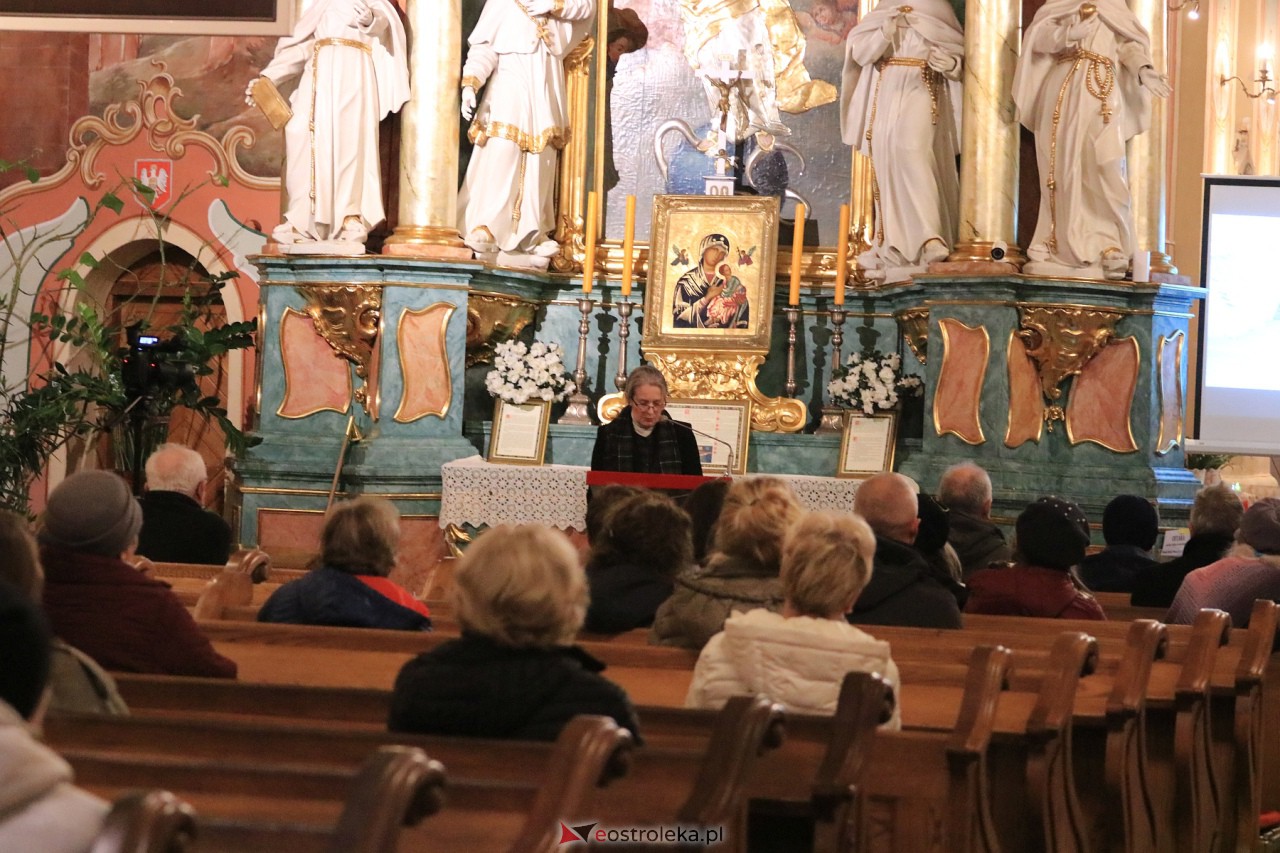 Konferencja o podziemiach Klasztoru [3.11.2023] - zdjęcie #11 - eOstroleka.pl