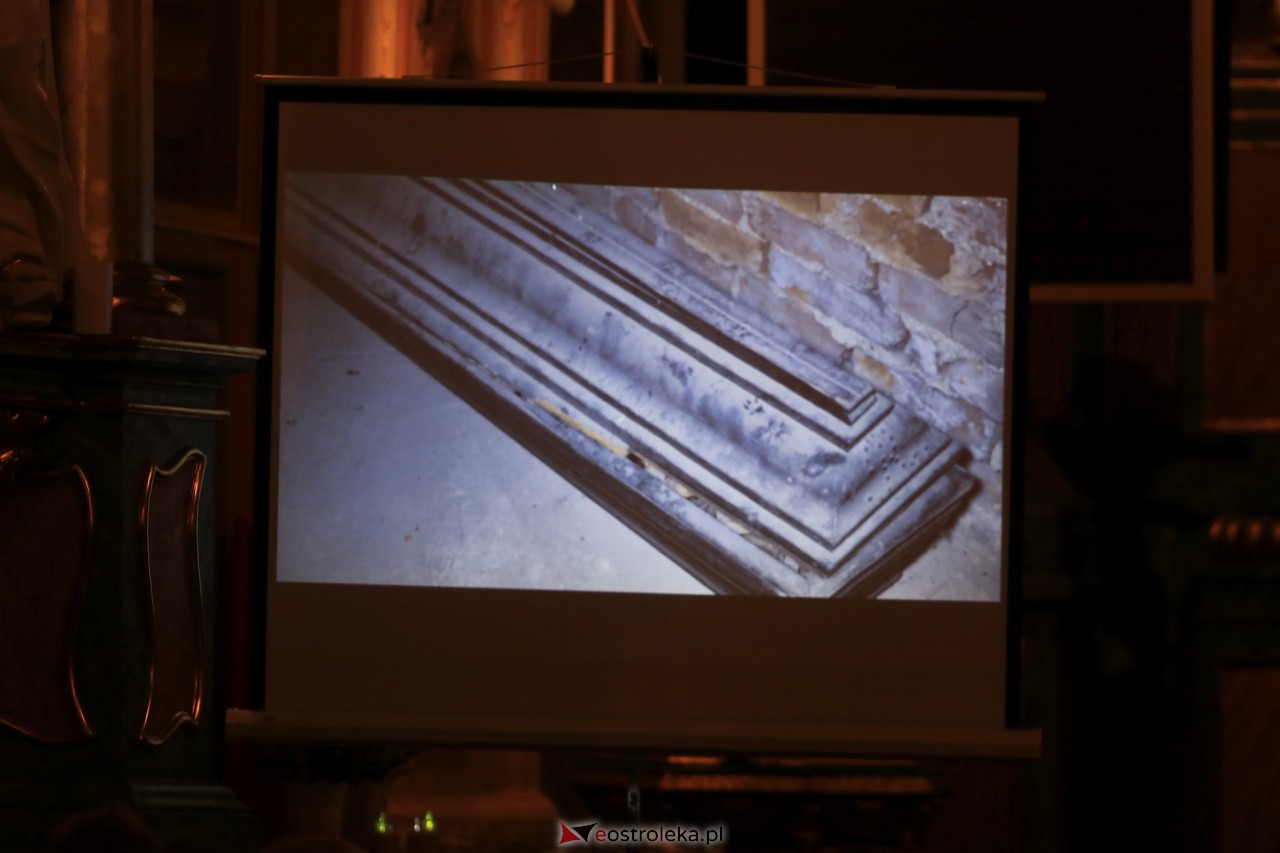 Konferencja o podziemiach Klasztoru [3.11.2023] - zdjęcie #8 - eOstroleka.pl