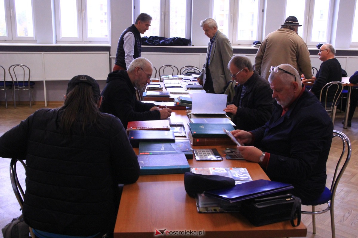 Giełda kolekcjonerska w Ostrołęce: prawdziwa kopalnia skarbów [05.11.2023] - zdjęcie #25 - eOstroleka.pl